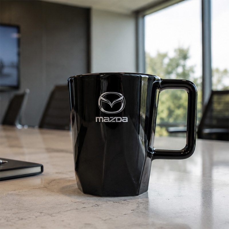 animush merch dla firm realizacje Mazda kubek